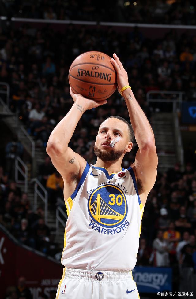 的简单比拼 的简单比拼