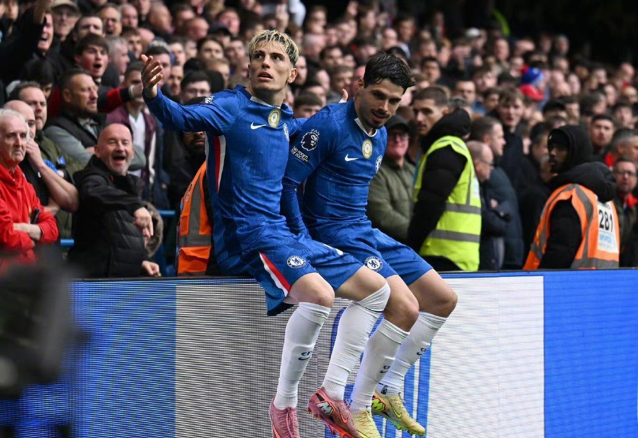 中场休息后 中场休息后