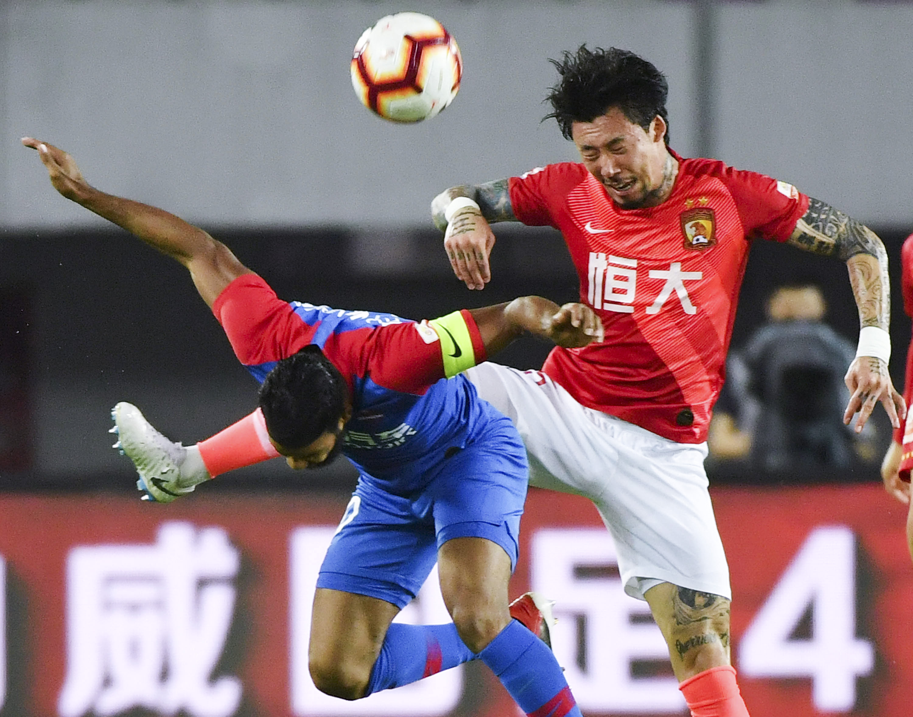 在经济学里 在经济学里